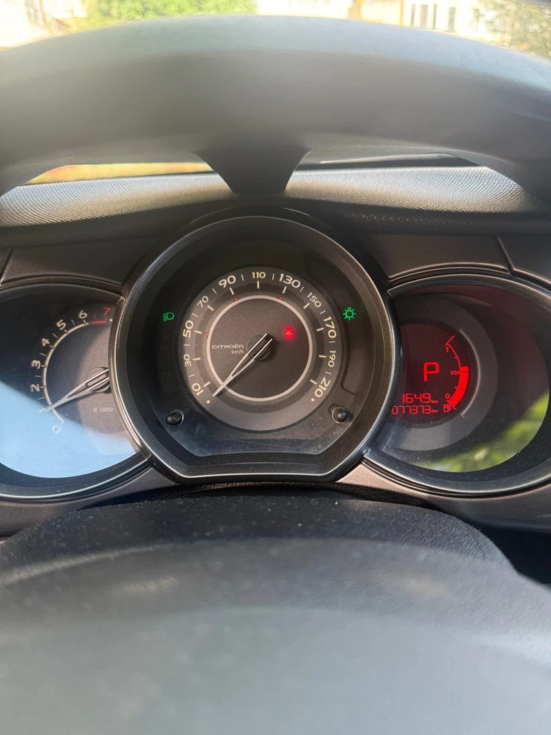 Citroen C3 1.6i Avtomat, снимка 11 - Автомобили и джипове - 52099486