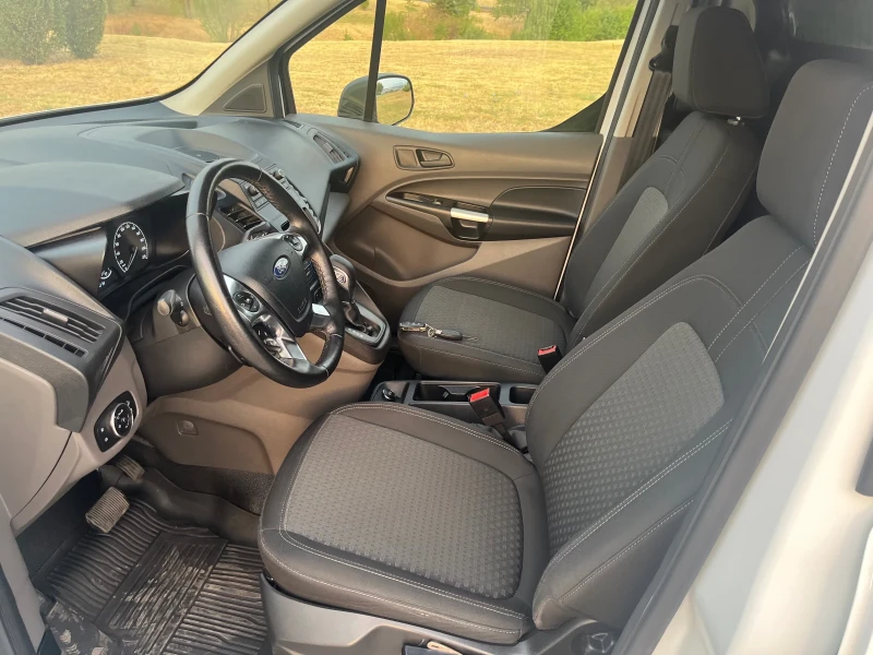 Ford Connect 1.5D Avtomatik Evro 6, снимка 13 - Автомобили и джипове - 51174409