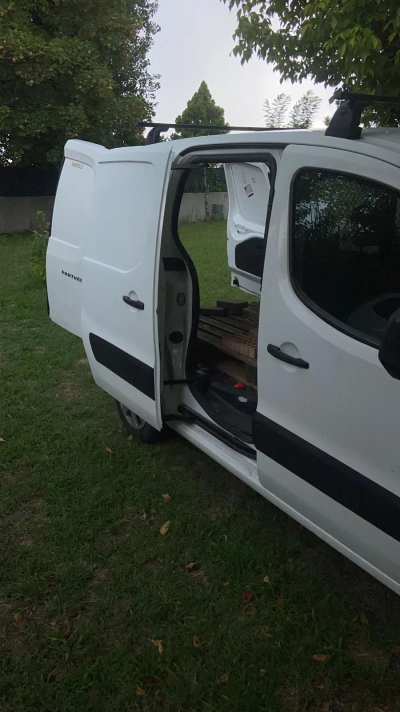 Peugeot Partner Баничарка , снимка 8 - Автомобили и джипове - 52490575