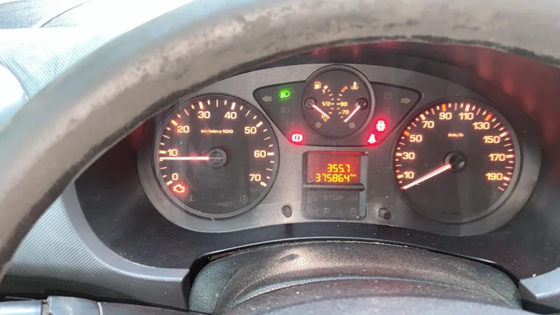 Peugeot Partner Баничарка , снимка 9 - Автомобили и джипове - 52490575