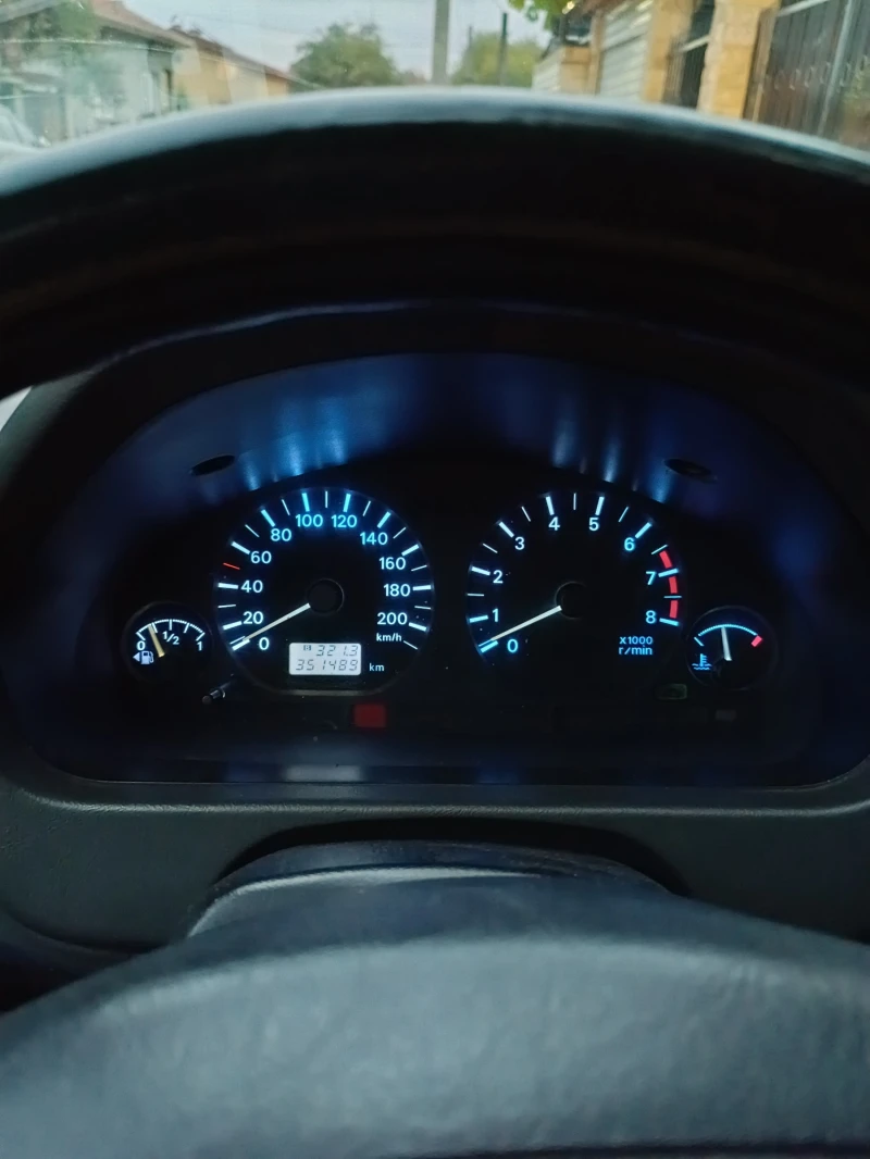 Mitsubishi Space star 1.3, снимка 7 - Автомобили и джипове - 52496199