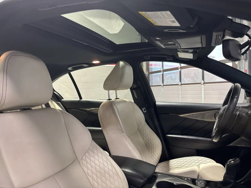 Infiniti Q50 Red Sport* 400* AWD* АвтоКредит* (ЦЕНА ДО БГ), снимка 11 - Автомобили и джипове - 52517217