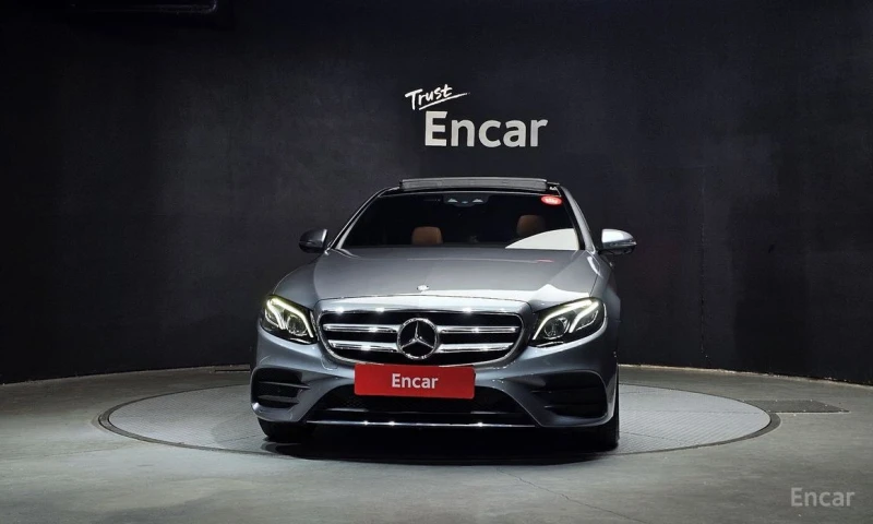 Mercedes-Benz E 300, снимка 3 - Автомобили и джипове - 52938959