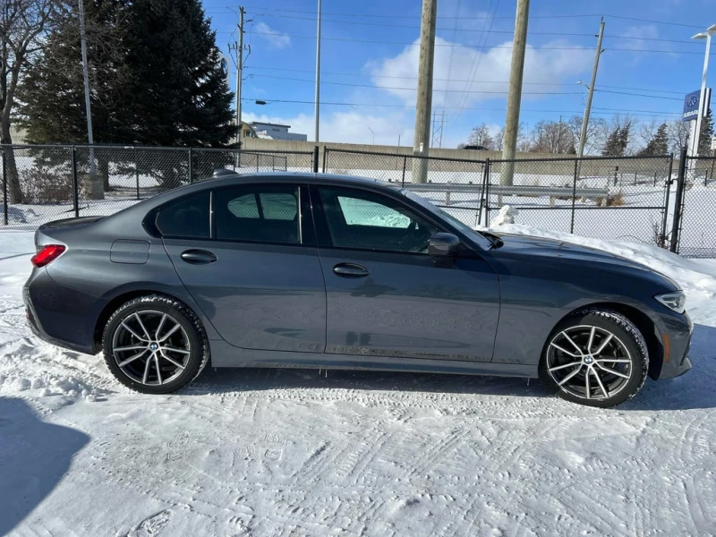 BMW 330 i xDrive 2021 * CARFAX * БЕЗ ПЪРВОНАЧАЛНА ВНОСКА, снимка 4 - Автомобили и джипове - 53209668