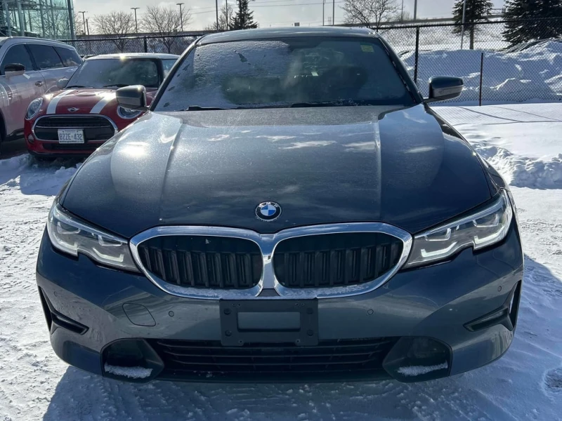 BMW 330 i xDrive 2021 * CARFAX * БЕЗ ПЪРВОНАЧАЛНА ВНОСКА, снимка 2 - Автомобили и джипове - 53209668