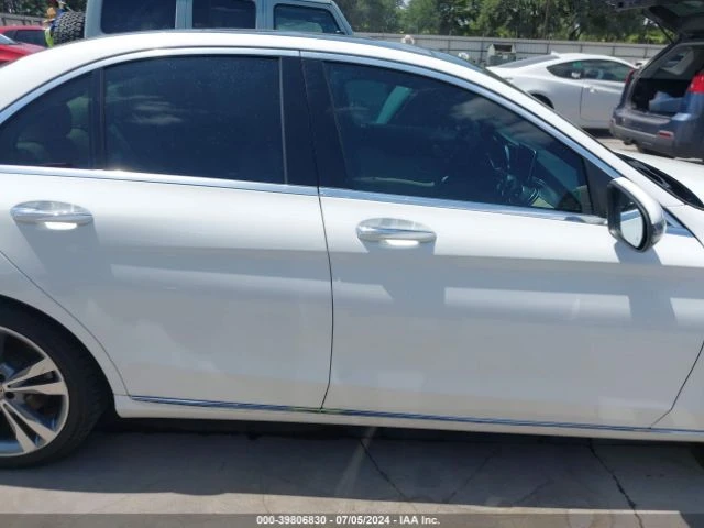 Mercedes-Benz C 300, снимка 7 - Автомобили и джипове - 47228302