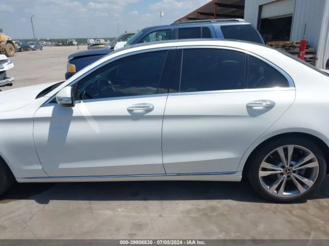 Mercedes-Benz C 300, снимка 6 - Автомобили и джипове - 47228302