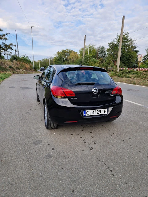 Opel Astra 1.7 CDTI - изображение 4