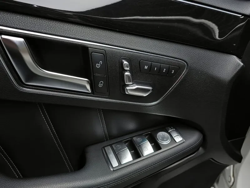 Mercedes-Benz E 220 | Mobile.bg � ����������� 17