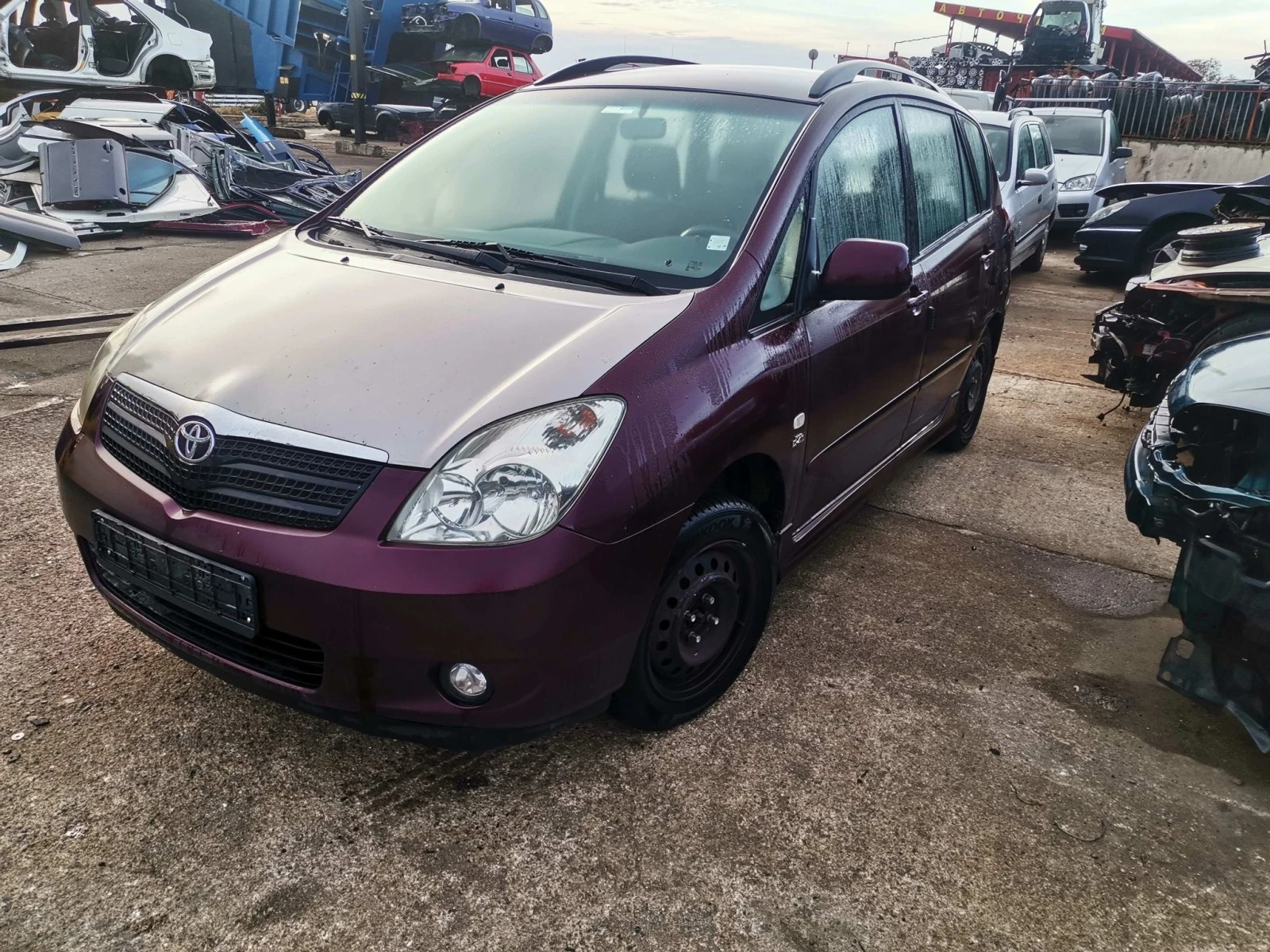 Toyota Corolla verso 2.0, снимка 1