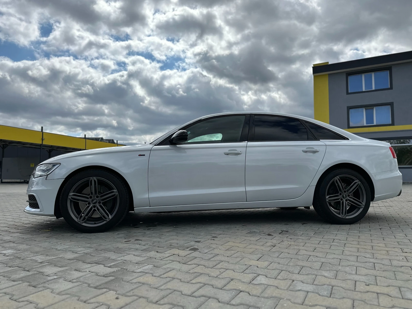 Audi A6 3.0 BiTDI 313hp - изображение 2