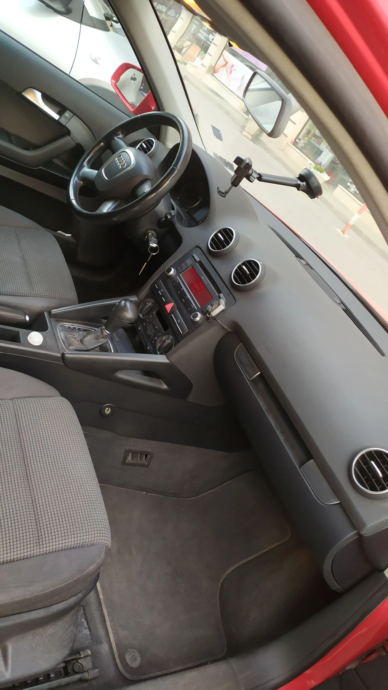 Audi A3 1.6i бензин/газ - изображение 7