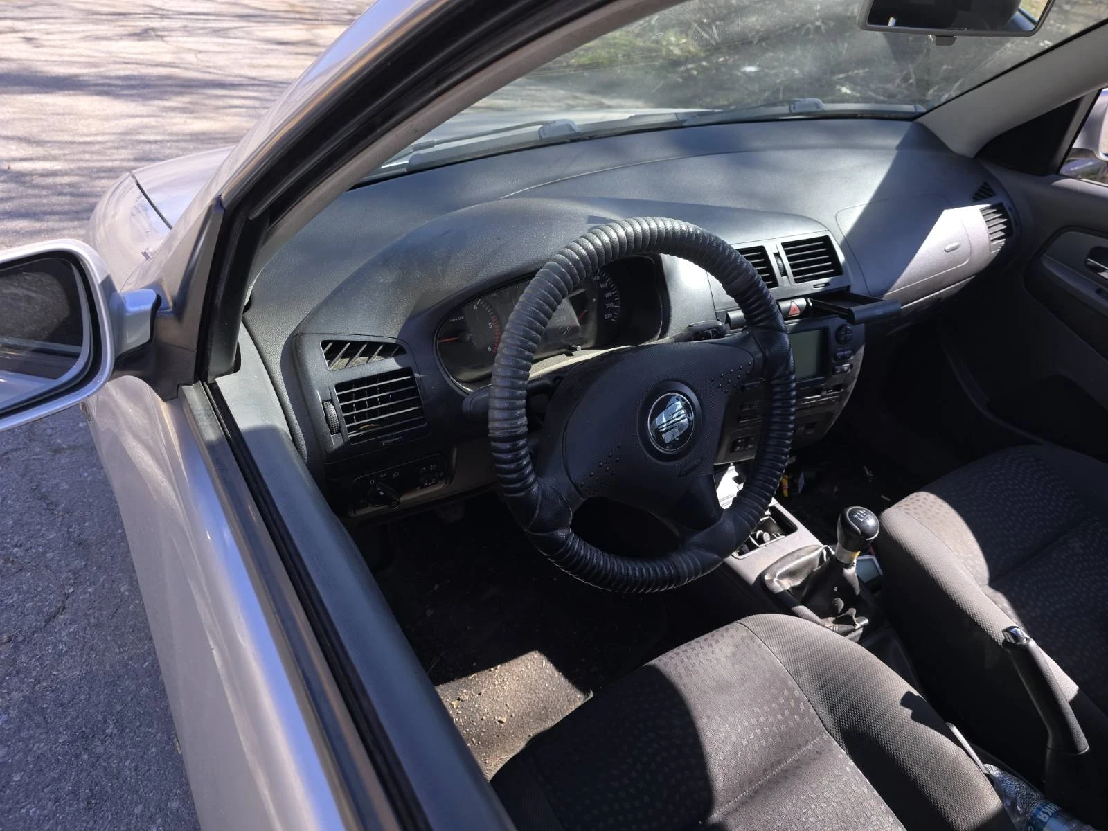 Seat Cordoba 1.9 TDI - изображение 6