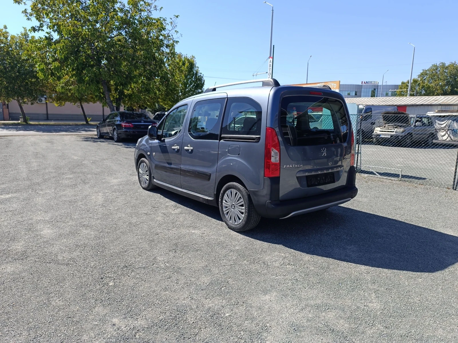 Peugeot Partner 1.6 HDI OUTDOOR EXCLUSIVE КЛИМАТРОНИК ПАНОРАМА  - изображение 7