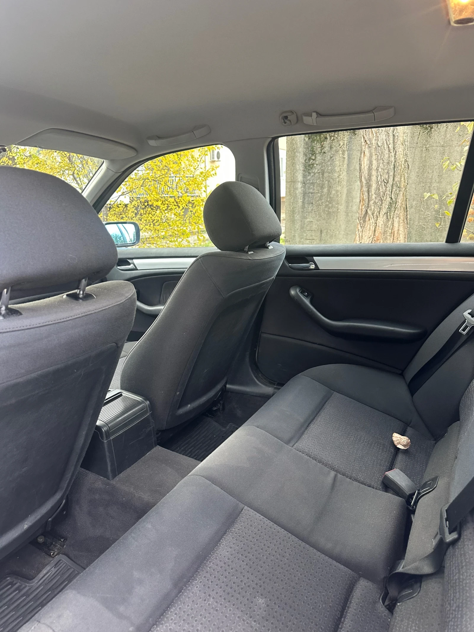 BMW 318  - изображение 9