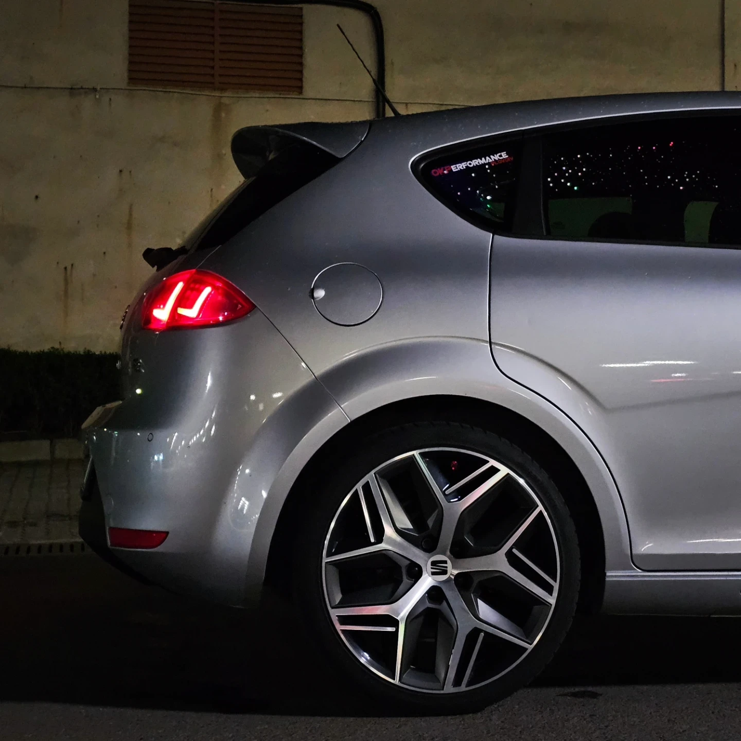 Seat Leon FR, снимка 4 - Автомобили и джипове - 53975186