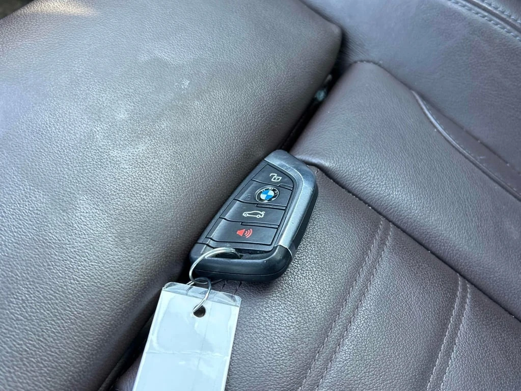 BMW 330 i xDrive 2021 * CARFAX * ��� ������������ ������ | Mobile.bg � ����������� 11