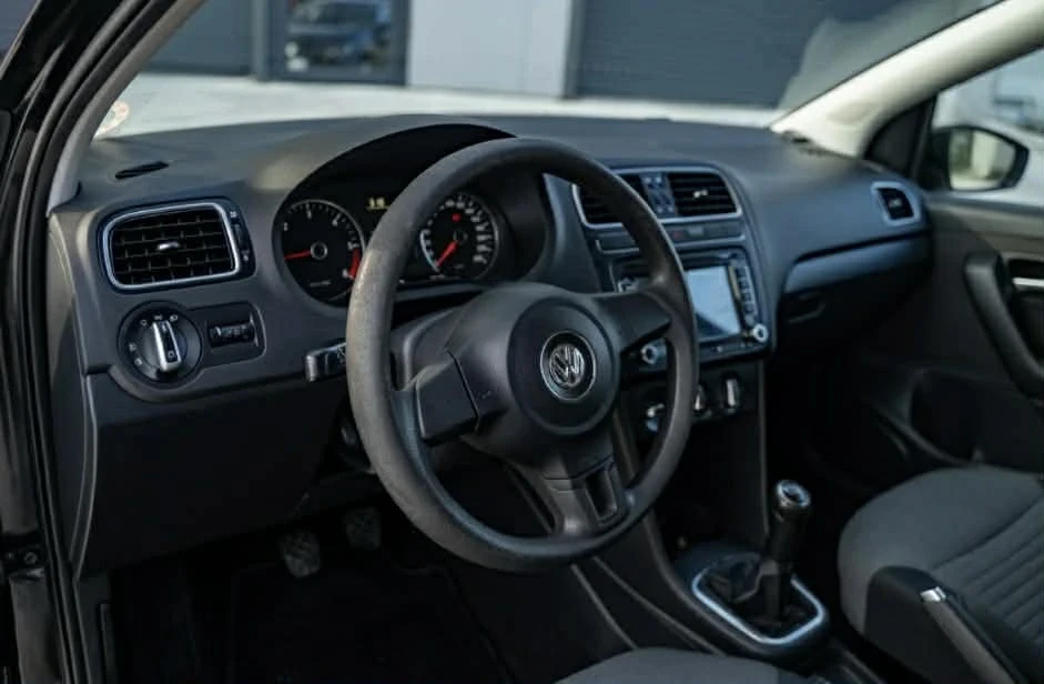 VW Polo  - изображение 7
