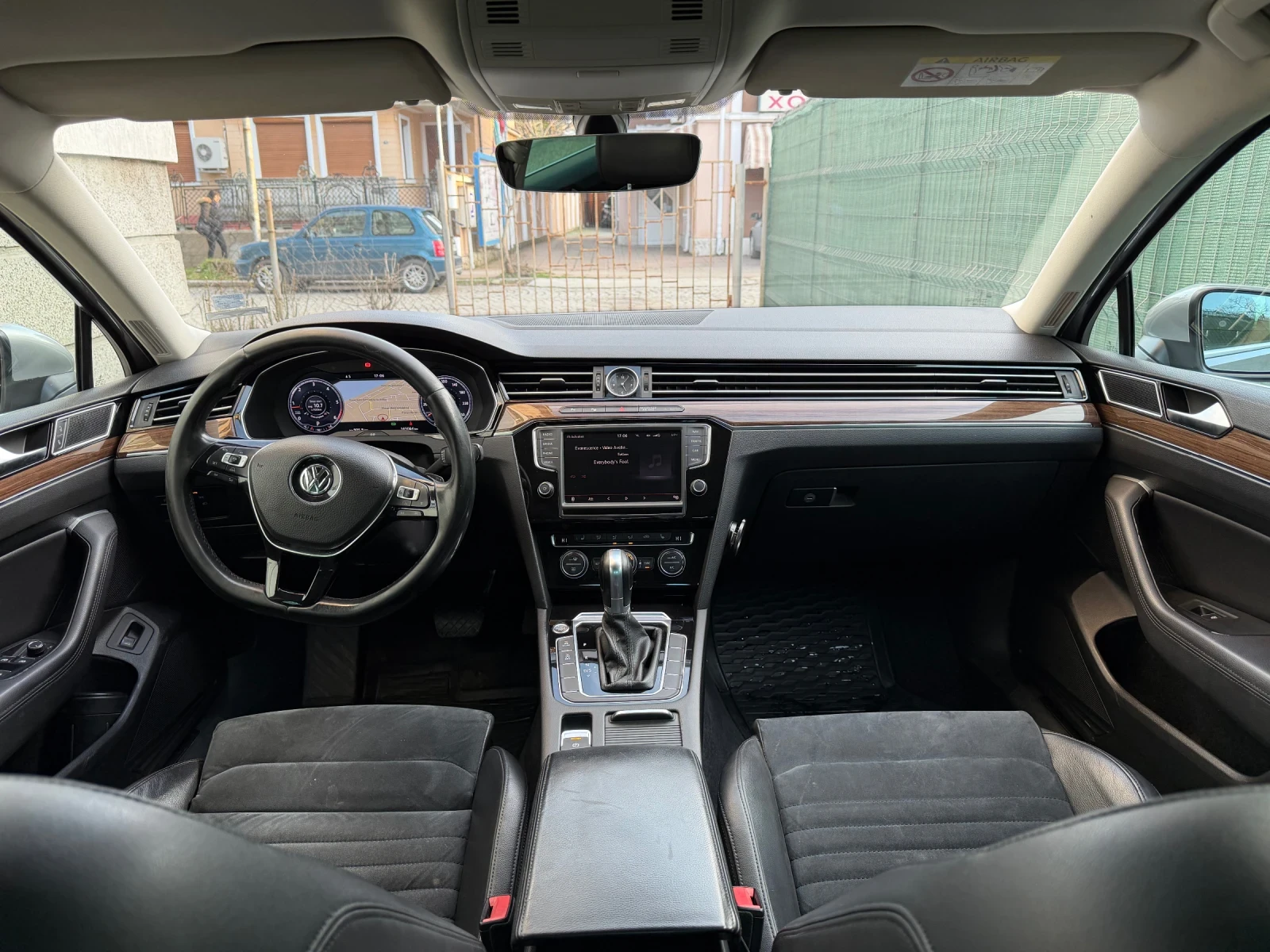 VW Passat Highline, снимка 4 - Автомобили и джипове - 53770395