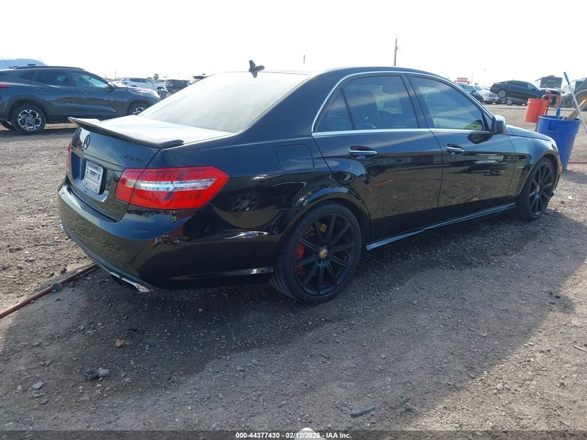 Mercedes-Benz E 63 AMG 5.5L V-8 DI, DOHC, VVT, TURBO, 518HP Rear Wheel | Mobile.bg � ����������� 4