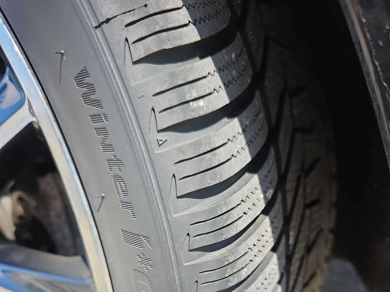 Mercedes-Benz C 400 4MATIC* BURMESTER* DISTRONIC* ПАНОРАМА* , снимка 16 - Автомобили и джипове - 54183183