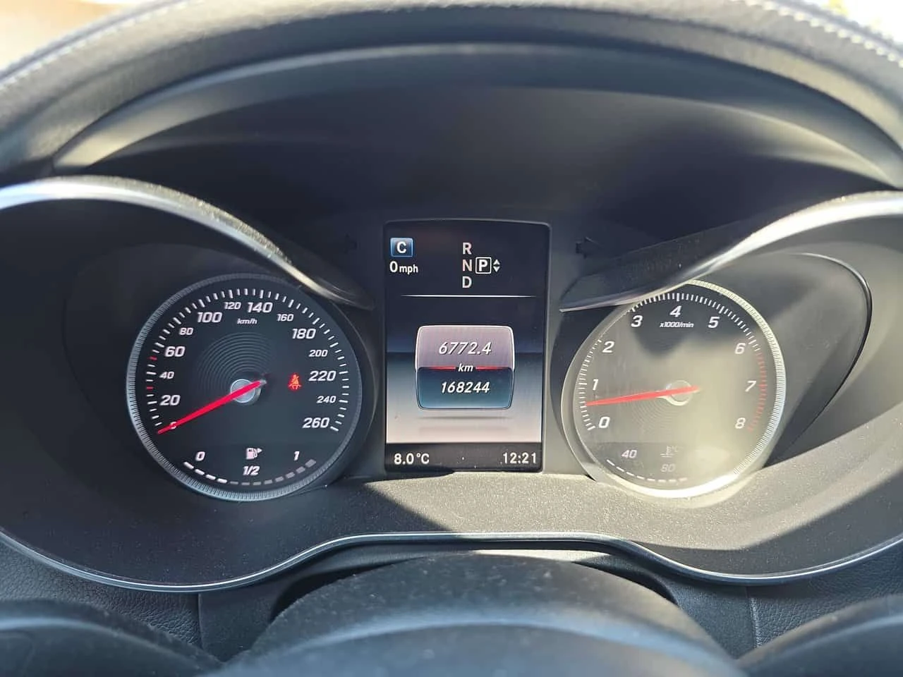 Mercedes-Benz C 400 4MATIC* BURMESTER* DISTRONIC* ПАНОРАМА* , снимка 8 - Автомобили и джипове - 54183183