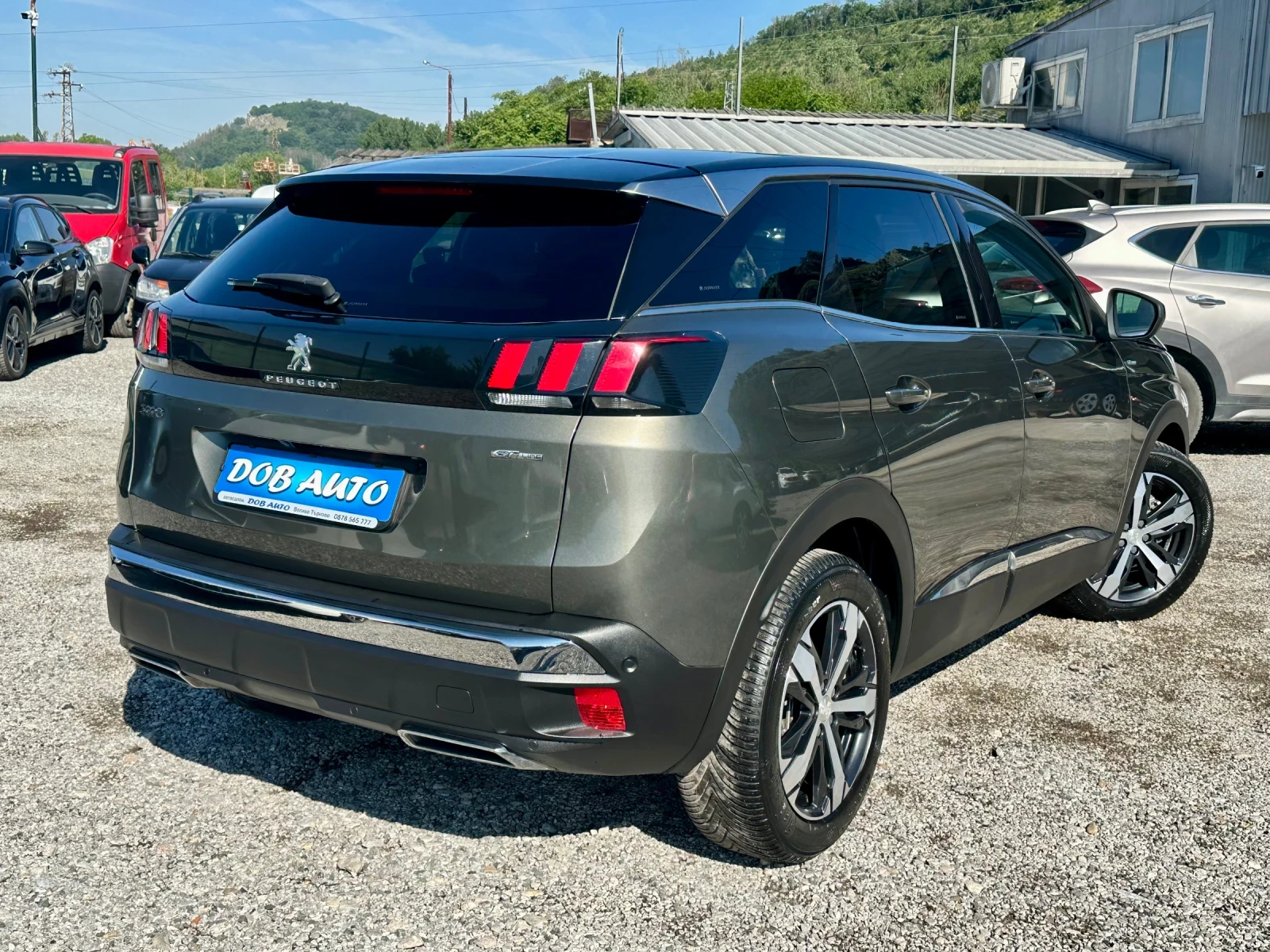 Peugeot 3008 1.5HDI-GTLINE-ДИСТРОНИК-САМОПАРК-НАВИ-ЛЕД-360КАМЕР, снимка 6 - Автомобили и джипове - 54776078