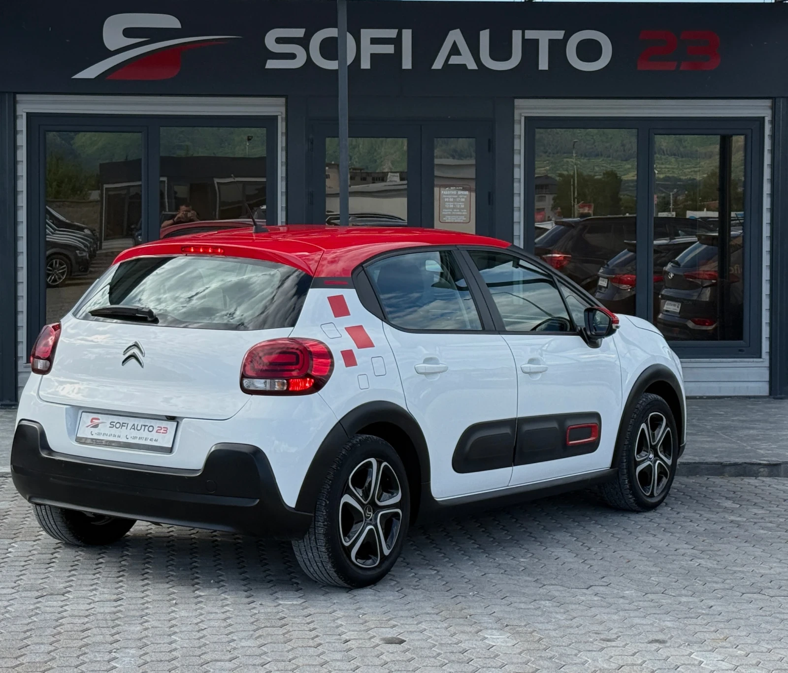 Citroen C3 1.2i KTEO, COC, 2 KEYS FULL SERVICE HISTORY!, снимка 5 - Автомобили и джипове - 54932994
