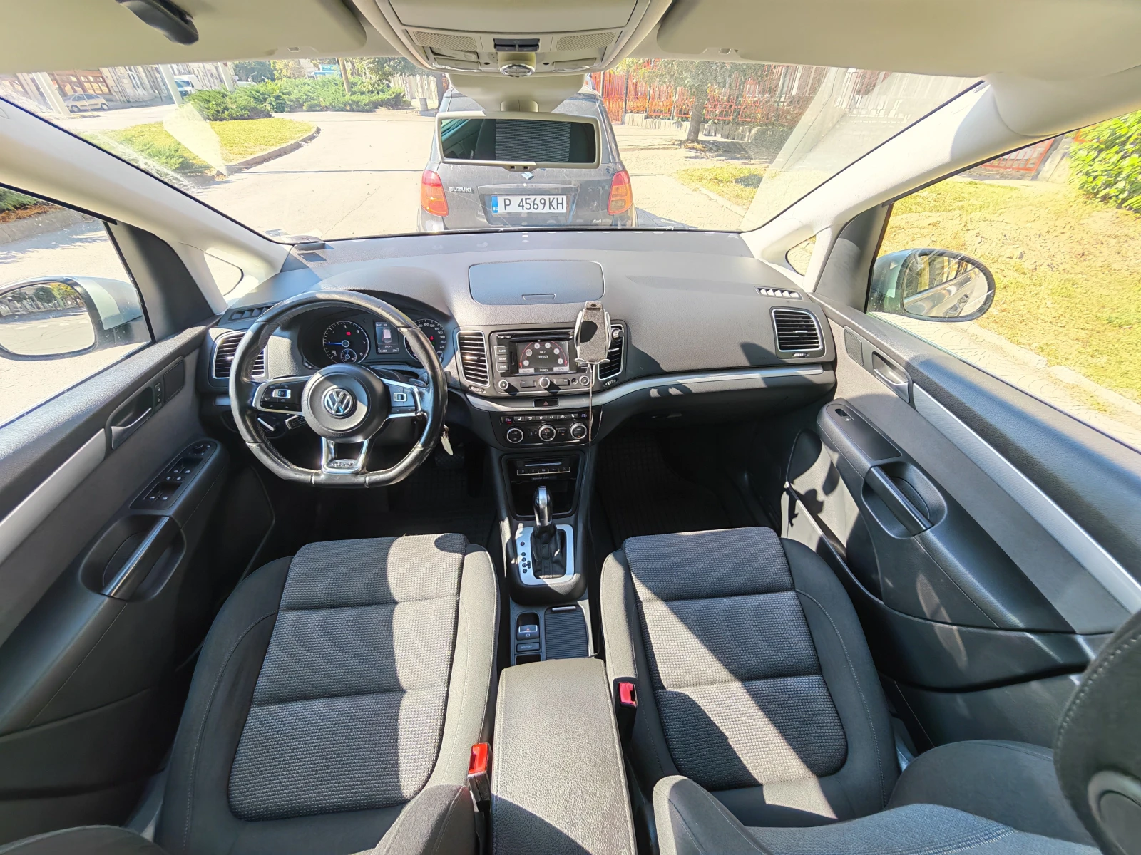 VW Sharan 2.0 TDI, снимка 10 - Автомобили и джипове - 55515848