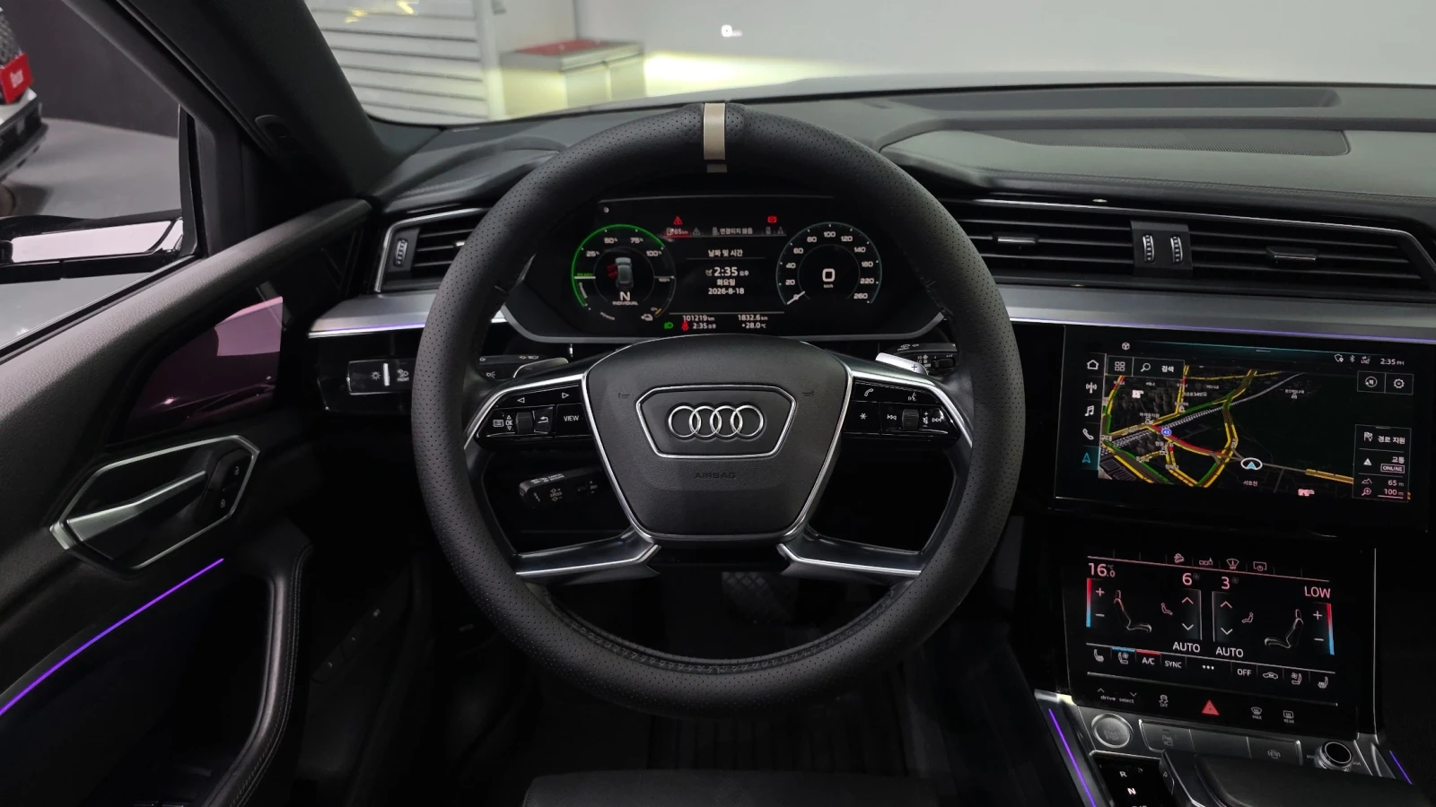 Audi E-Tron 55 Quattro , снимка 6 - Автомобили и джипове - 56012074
