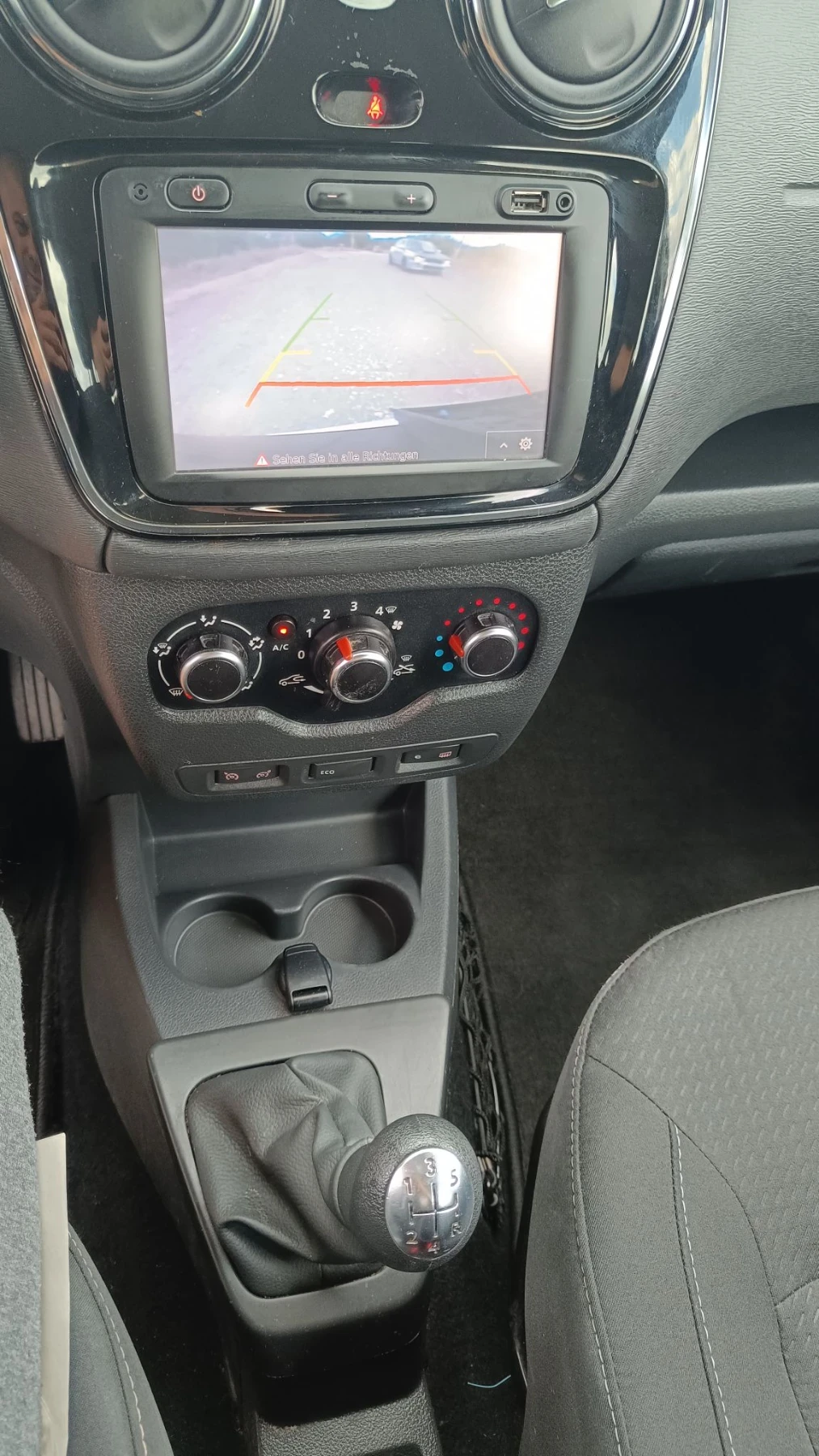 Dacia Lodgy, снимка 10 - Автомобили и джипове - 56517860