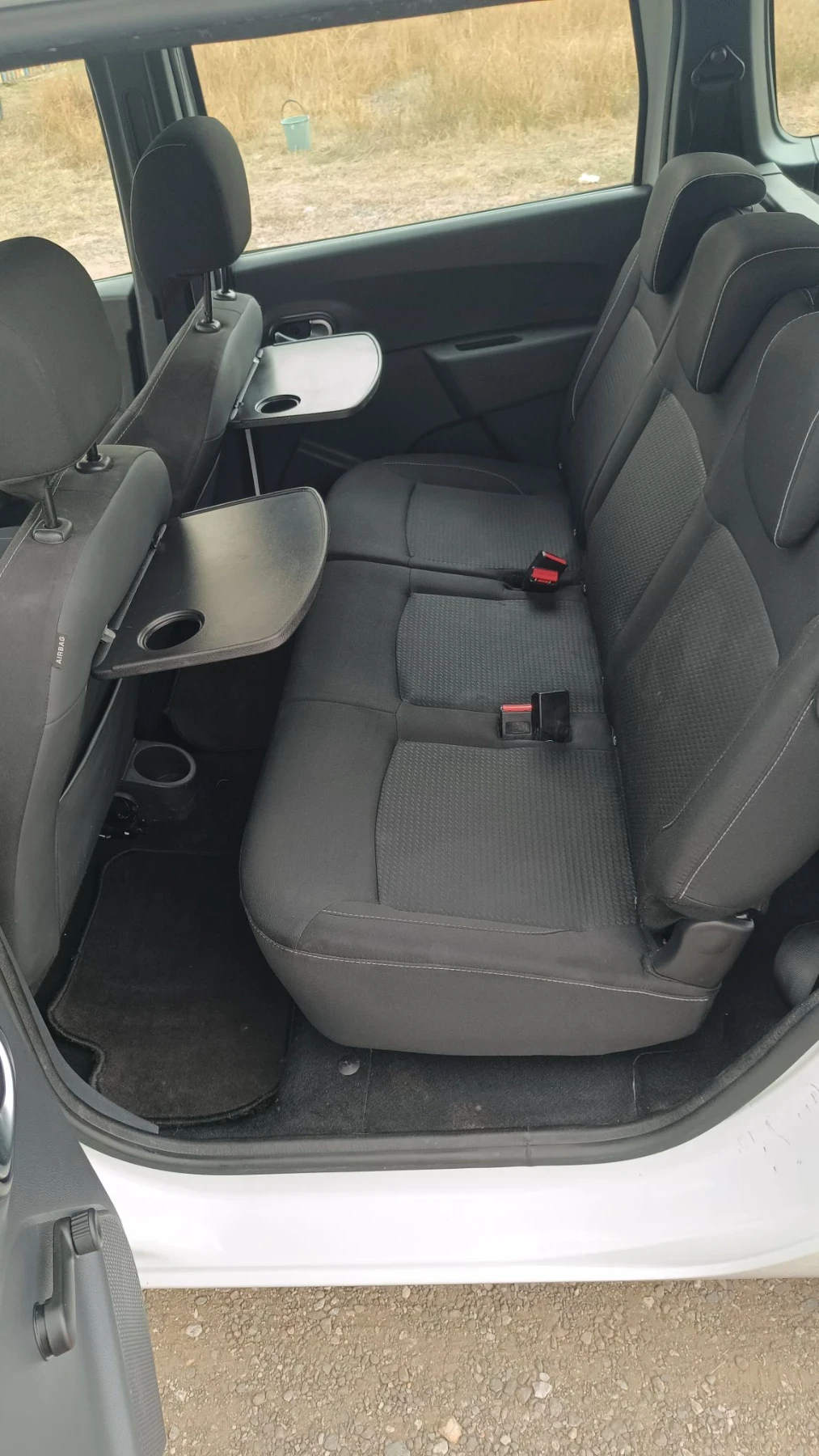 Dacia Lodgy, снимка 6 - Автомобили и джипове - 56517860