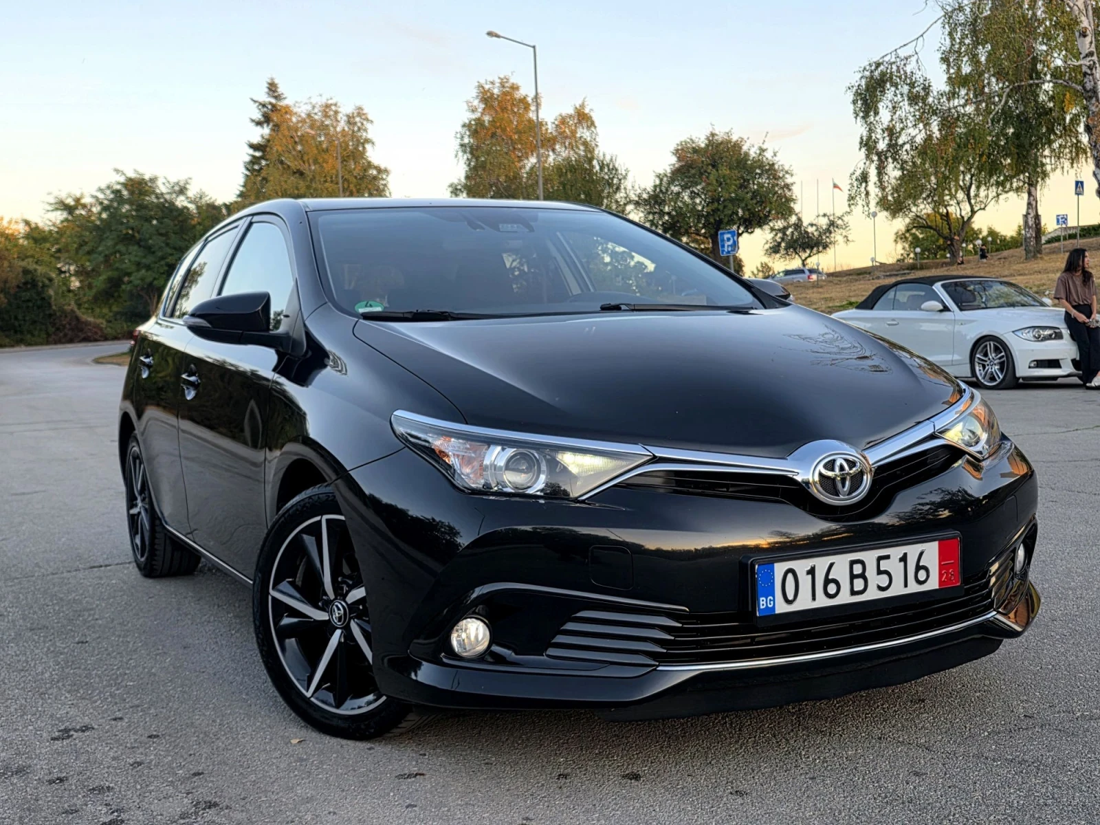 Toyota Auris Фейслифт, Edition S, снимка 3 - Автомобили и джипове - 56365067