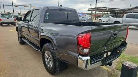     Toyota Tacoma SR5 Crew Cab Short Bed    