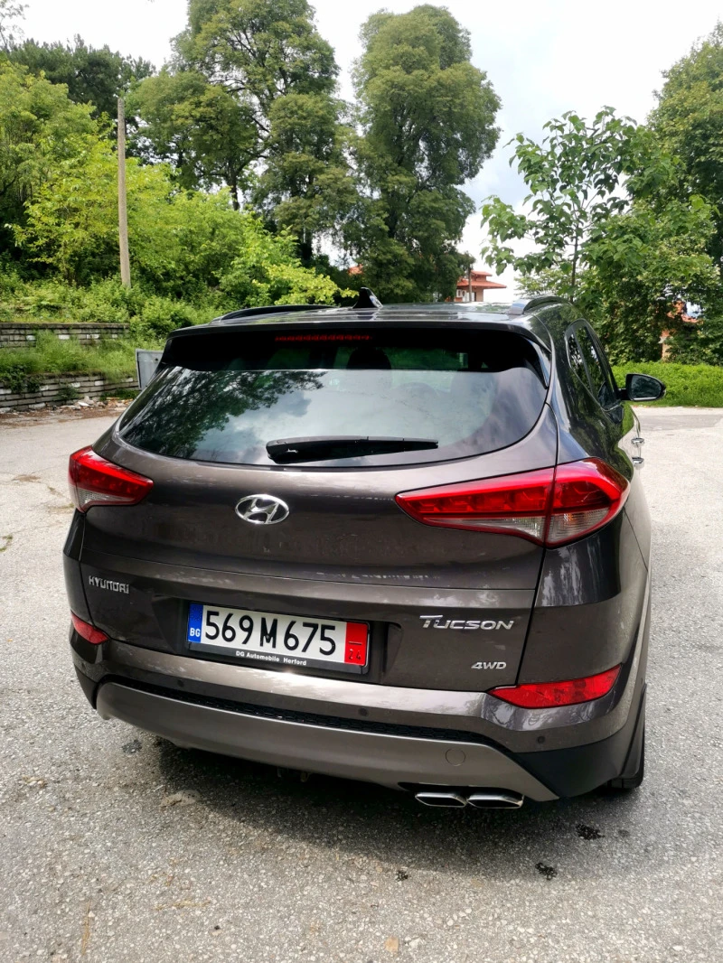 Hyundai Tucson 2.0 CRDI185 Ps 4WD Automatik EXCLUSIVE FULL EXTRI, снимка 4 - Автомобили и джипове - 45877538