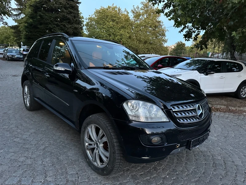 Mercedes-Benz ML 320 * НА* ПРУЖИНИ* Navi* Sport* EDITION, снимка 1 - Автомобили и джипове - 47251324