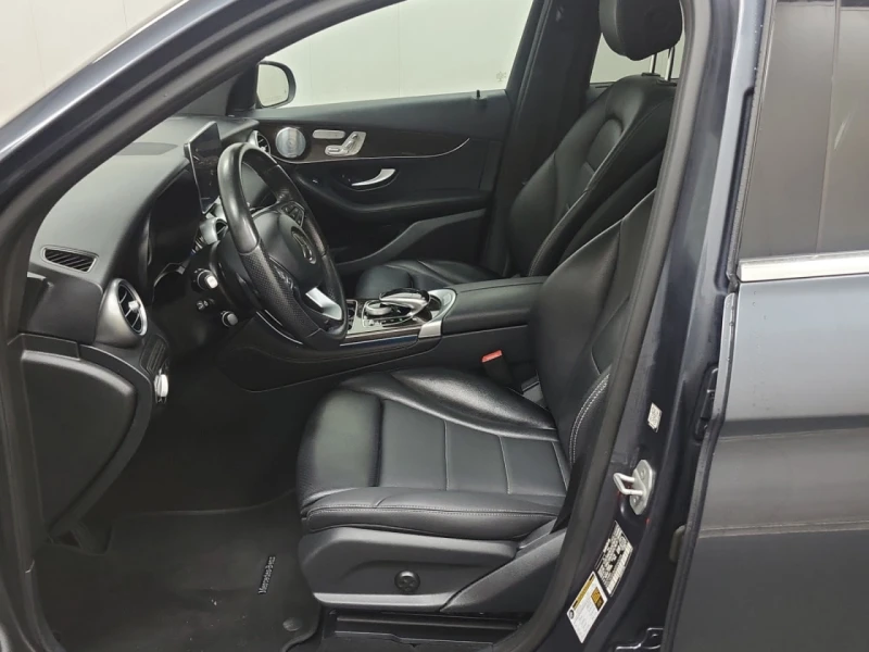 Mercedes-Benz GLC 300 4M* AMG-pack* Burmester* Multibeam* Подгрев* Пано*, снимка 6 - Автомобили и джипове - 52317910