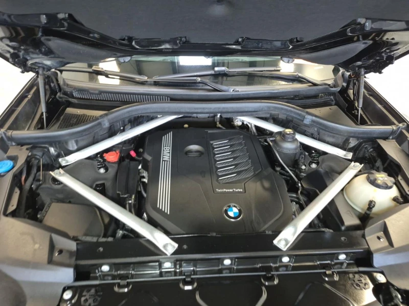 BMW X7 40i* M-pack* Distr* Headup* Обдух* Вакуум* 360* , снимка 12 - Автомобили и джипове - 52527720