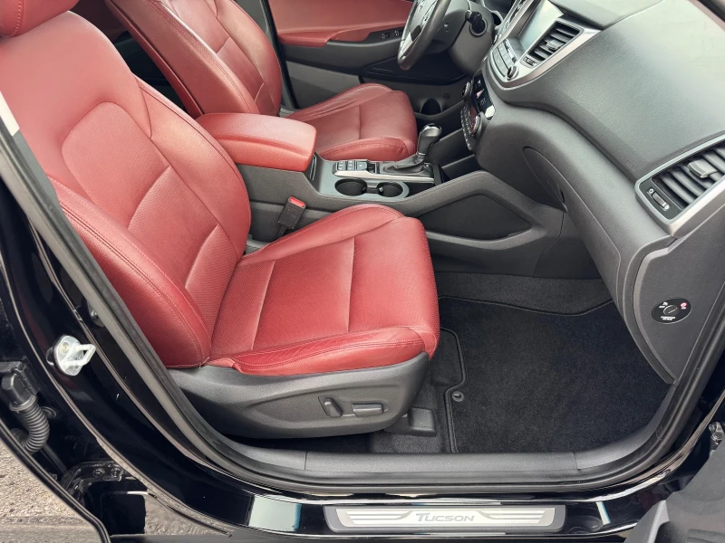 Hyundai Tucson 2.0CRDI 185к.с 4х4 Vertex Full , снимка 9 - Автомобили и джипове - 53021012