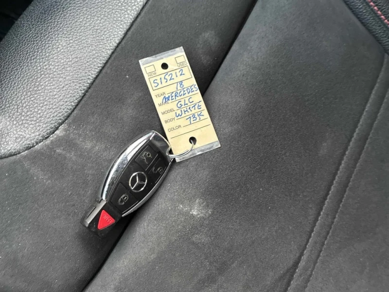 Mercedes-Benz GLC 43 AMG * CARFAX * ФИНАНСИРАНЕ , снимка 16 - Автомобили и джипове - 53251145