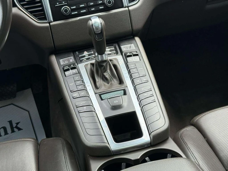Porsche Macan * S * CARFAX * ЦЕНА ДО БГ, снимка 10 - Автомобили и джипове - 53382470
