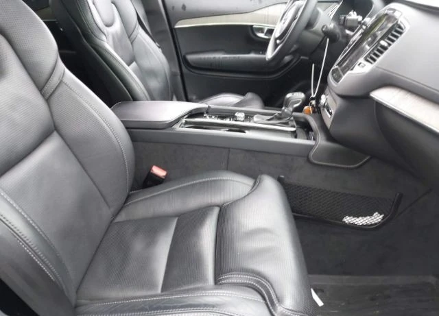 Volvo Xc90 T6 INSCRIPTION Обдухване* Дистроник* Bowers&Wilkin - изображение 9
