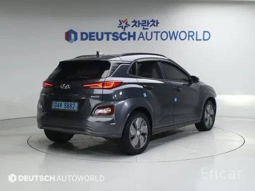 Hyundai Kona 64KWH / HEAD-UP / ОБДУХВАНЕ / FWD / ЛИЗИНГ, снимка 2 - Автомобили и джипове - 55040861