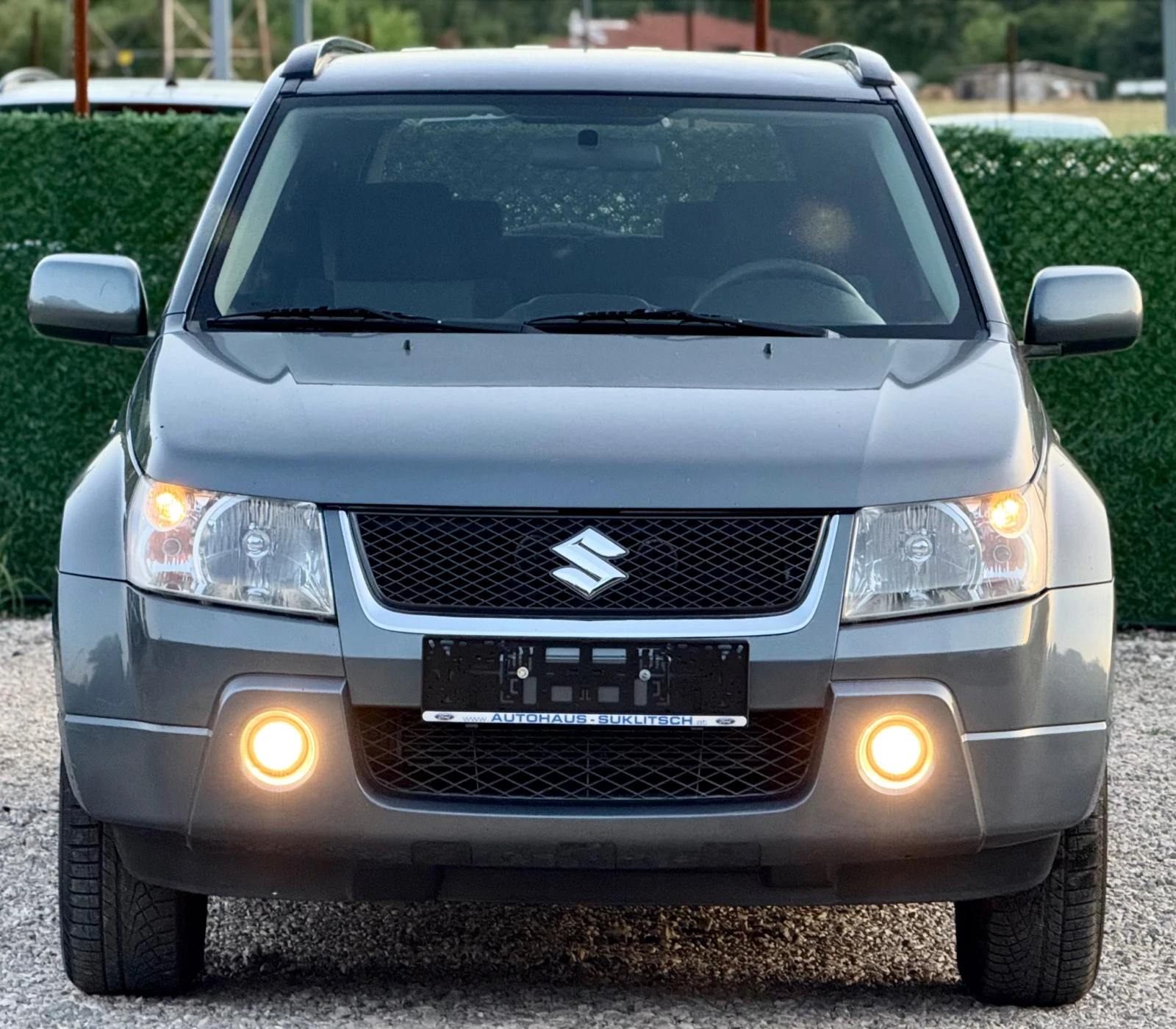 Suzuki Grand vitara 1.9DDIS 4x4* KEYLESS GO* ТОП СЪСТОЯНИЕ! - изображение 2