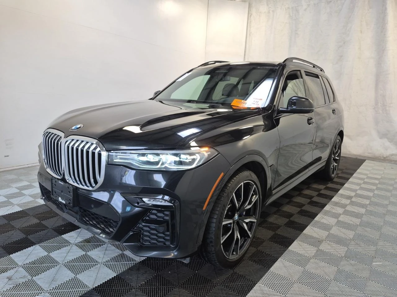 BMW X7 40i* M-pack* Distr* Headup* * * 360*  | Mobile.bg   1