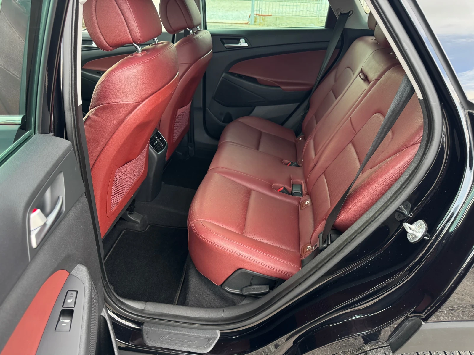 Hyundai Tucson 2.0CRDI 185�.� 4�4 Vertex Full  | Mobile.bg � ����������� 11