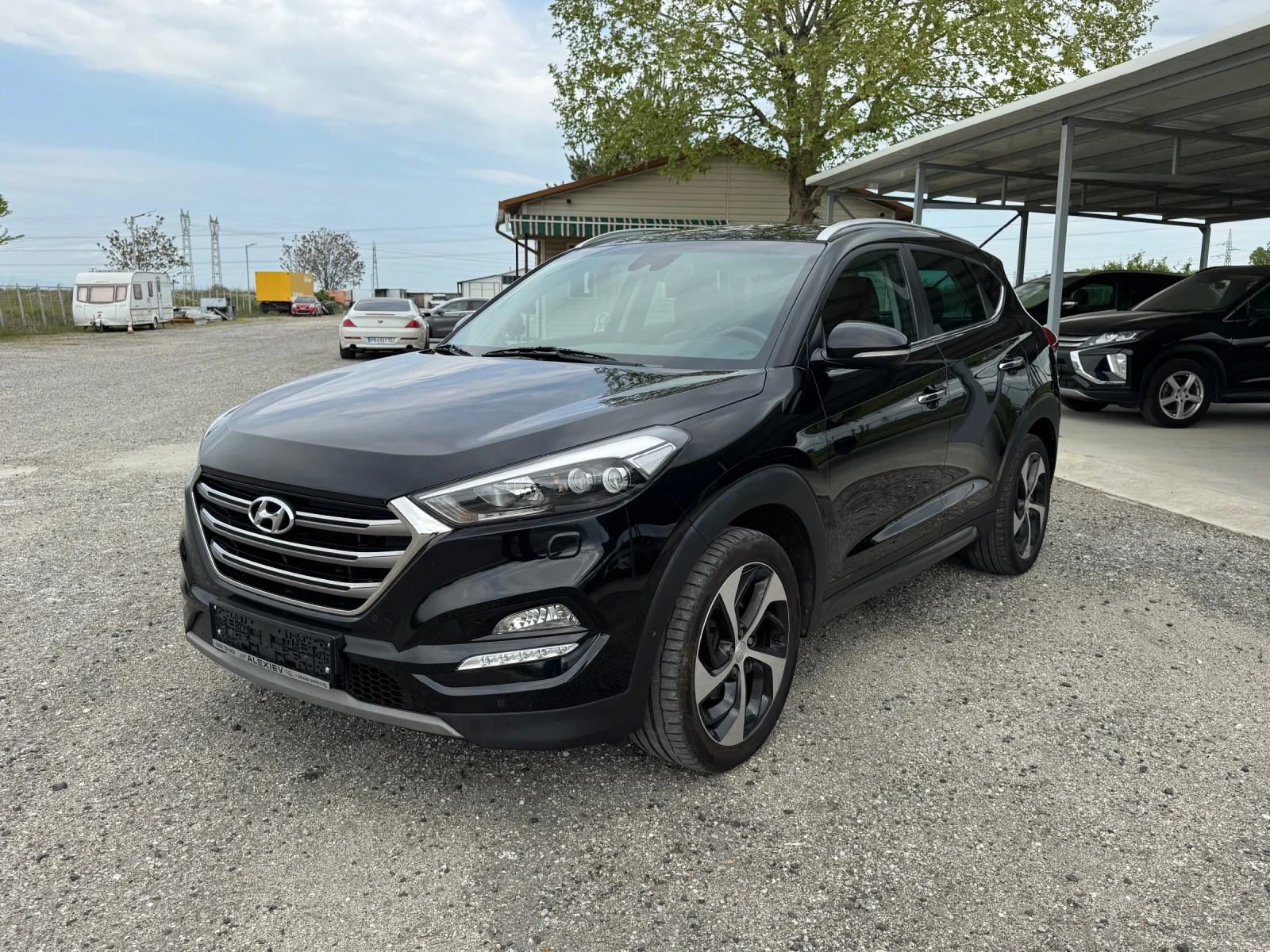 Hyundai Tucson 2.0CRDI 185к.с 4х4 Vertex Full 