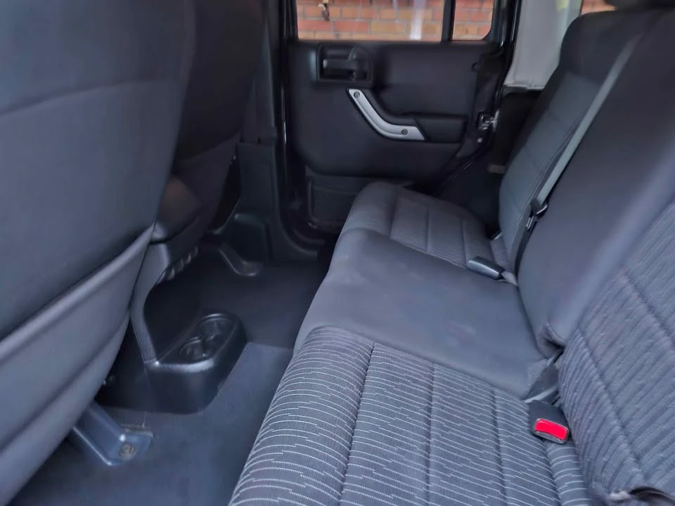 Jeep Wrangler Unlimited Sahara/4x4/3.6/Фиксирана цена до БГ - изображение 7