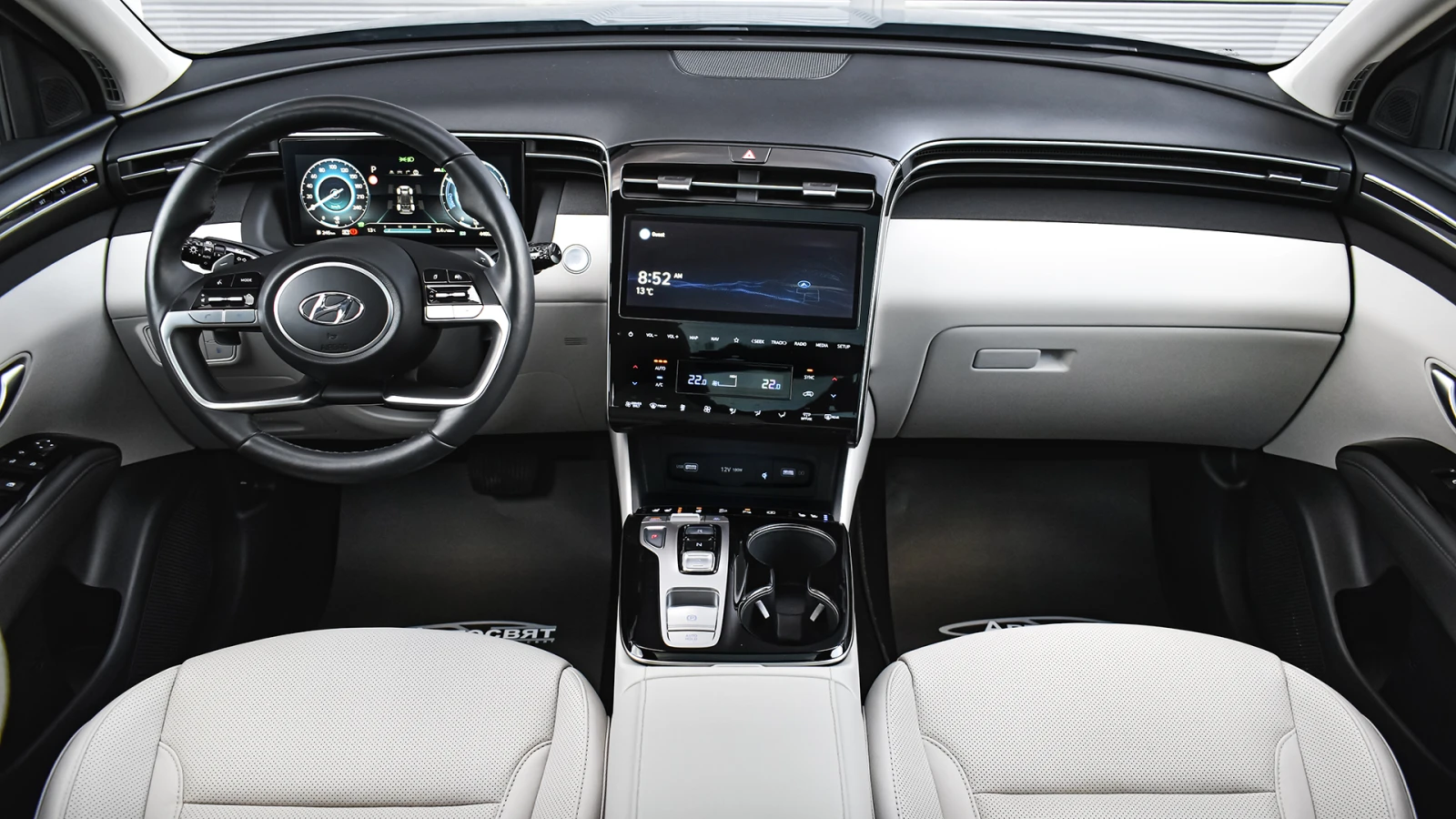 Hyundai Tucson 1.6 T-GDi PREMIUM Plug-in Hybrid 4x4 Automatic, снимка 8 - Автомобили и джипове - 53974743