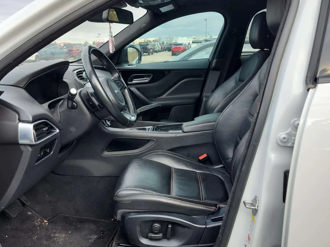 Jaguar F-PACE  | PRESTIGE | PANO | 360 | Keyless Go | MEMORY | , снимка 8 - Автомобили и джипове - 54125823